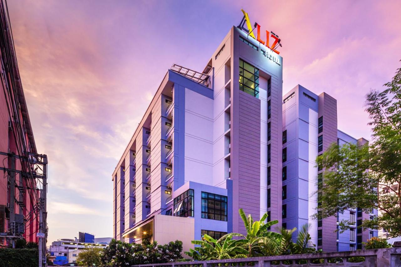Aliz Hotel Нонтхабури Экстерьер фото